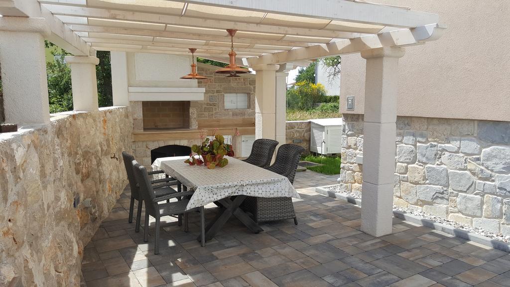 Apartments Rustic Биоград на Мору Екстериор снимка